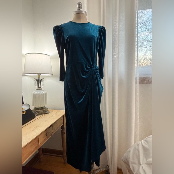 SHEIN Dresses & Skirts - SHEIN Teal Velvet Long Sleeve Dress, L, EUC